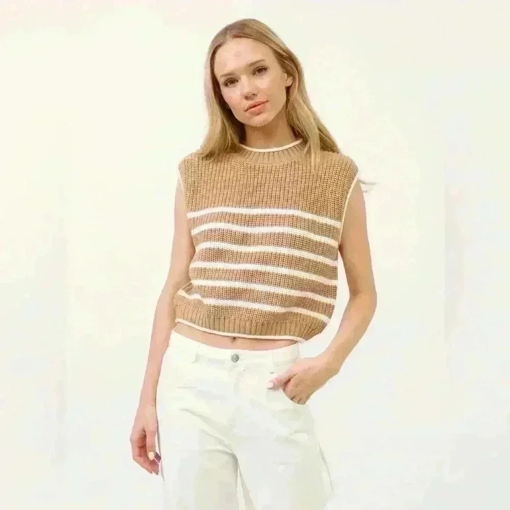 New sleeves less vest/sweater tan w/cream stripes